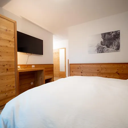 Hotel Garni Arnica ***S-2